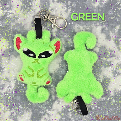 Plush Keychain of Glorp Cat in Green