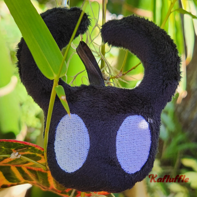 Plush keychain of hollow knight shade