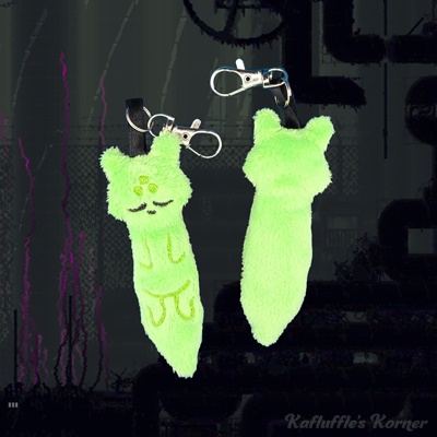 Plush keychain of Saint from Rain World